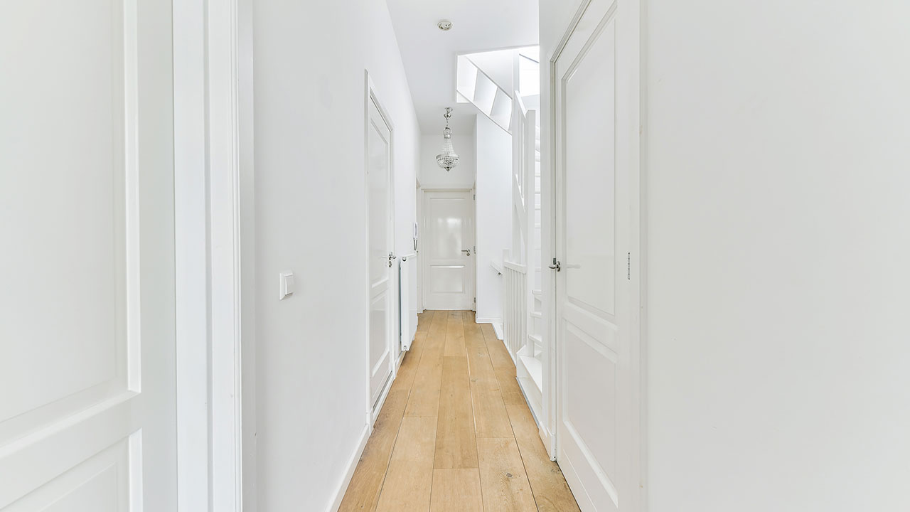 How to make narrow hallways more attractive